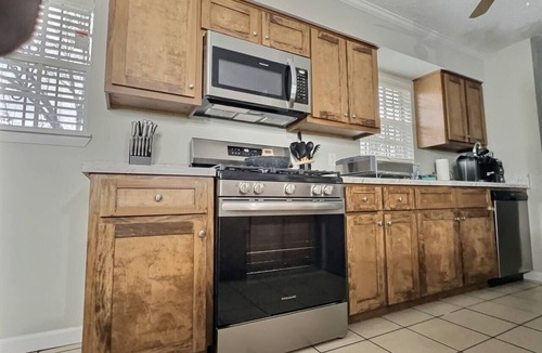 Uniontown House | Southern Country Comfort in Uniontown | 4BR Home