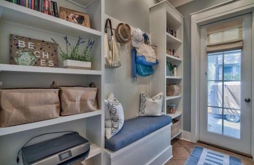 Forest District House | Southern Living Cottage