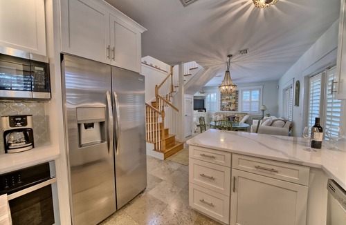 Rosemary Beach House | Southside of 30A, Gated beachfront pool sleeps 7 , 2 min walk to Rosemary, NEW !