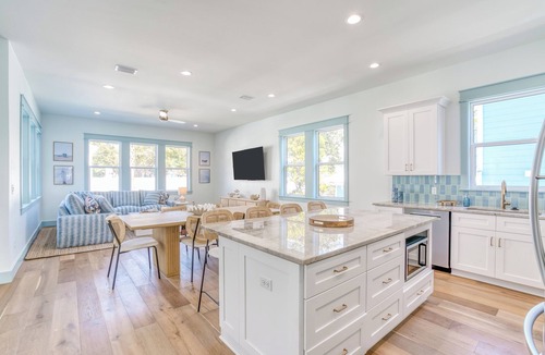 Gulfview Heights House | Spacious 10-bedroom house with carriage. Pool and spa with Deeded beach access!