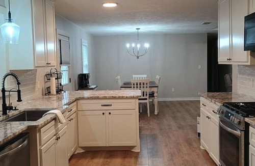 Red Lick House | Spacious 3-bedroom house with large yard in Texarkana,