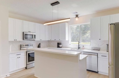 Hull House | Spacious 3-bedroom house in adorable Dayton with lots of outdoor space.