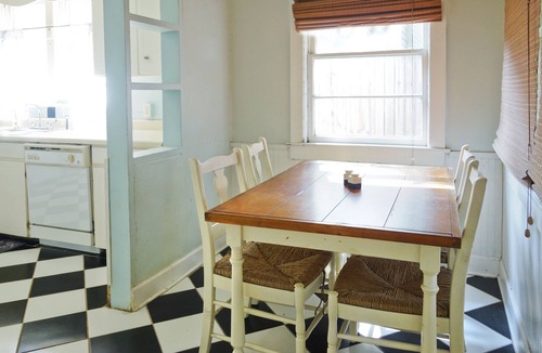 Old Town House | Spacious 3 Br Beach House, Only 1 1/2 Blocks From The Beach!