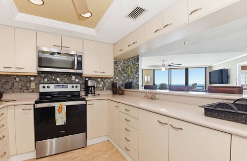 Wilbur-By-The-Sea Condo | Spacious 3-BR on 9th Floor in amazing Daytona Beach Shores on the NO DRIVE BEACH