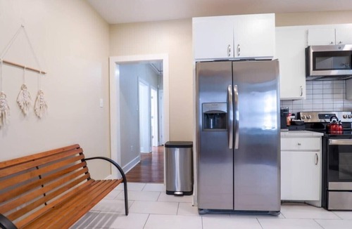 Fondren House | Spacious 3BR Family Home | Minutes to MS Medical Center & Fondren