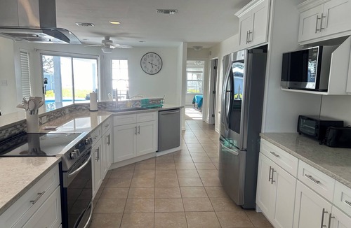 Panama City House | Spacious 4-bedroom house in Panama City with in ground pool and private dock