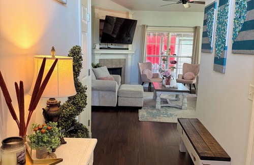 Brandon House | Spacious 4BR House in Brandon with Private Lanai – Your Home Away from Home