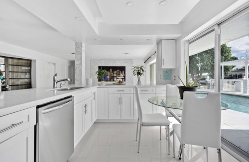 Coral Ridge Isles House | Spacious 5-bedroom house with AC and WiFi in tranquil Fort Lauderdale
