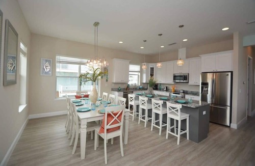 Marineland Acres House | Spacious 5BR Beach Home w/Spa & Covered Patios
