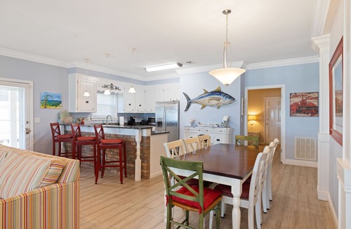Sunnyside House | Spacious Beachfront House on Desired West End of PCB - Just 17 Steps to Sand!