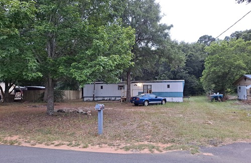 Harold House | Spacious Cabin experience, convenient to local attractions, modern conveniences
