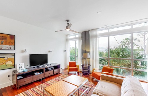 Port St. Joe Condo | Spacious Condo W/ High-Speed WiFi, Shared Pool & Beach Access!