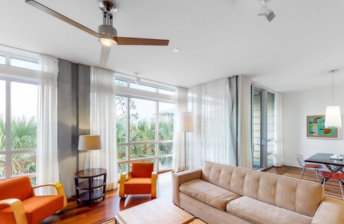 Port St. Joe Condo | Spacious Condo W/ High-Speed WiFi, Shared Pool & Beach Access!