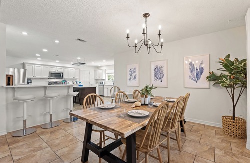 Navarre House | Spacious, Family-Friendly 5 Bedroom Home with Salt Water Pool