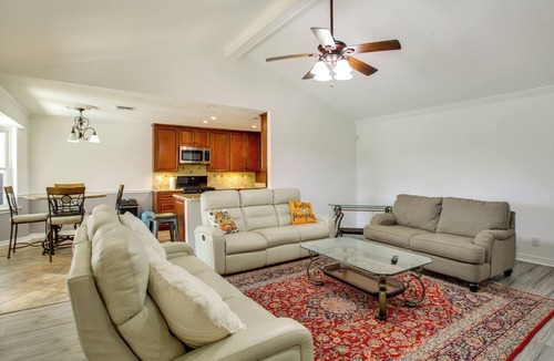 Kenner House | Spacious Family Home 2 Mi to Lake Pontchartrain!
