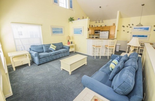 Kissimmee Condo | Spacious Interior - Free WiFi - Near Disney - Runaway Beach