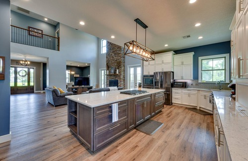 Prien House | Spacious Lake Charles Craftsman - Pet Friendly!