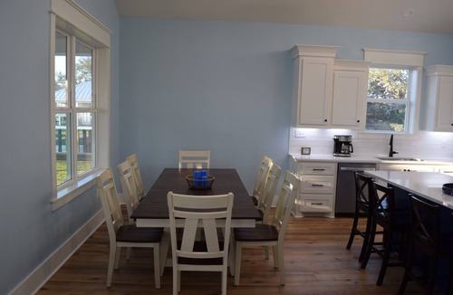 Long Beach House | Spacious NEW 5-bedroom house in Long Beach steps from white sandy beach