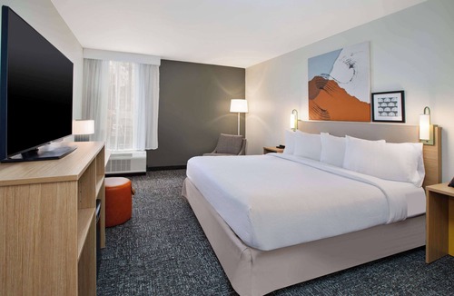 Tougaloo Hotel | Spark By Hilton Jackson Ridgeland