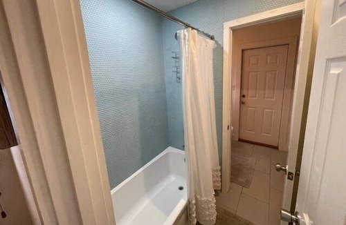 Grayton Beach House | SPECIAL 10%OFF NEW YEARSLittle Blue 2bed/1.5 bath Grayton, Beach V, com. POOL