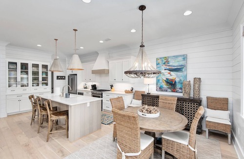Lakeside at Blue Mountain Beach House | Special Price ☀️ 6 Seat Golf Cart | *Heated & Chilled Pool | New & Gated | Near Restaurants