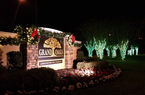 Grand Oaks House | Special summer discounts available NOW! Family-Friendly Heated Pool Escape