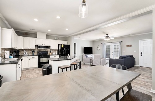 Village of Sugar Beach House | Specials Walk Beach Game Room Arcade 9 Beds