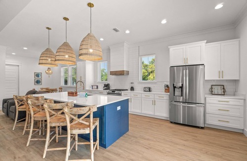 Laguna Beach House | Spectacular Craftsman Home w Perfect Backyard Oasis - POOL & GOLF CART