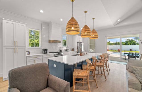 Laguna Beach House | Spectacular Craftsman Home w Perfect Backyard Oasis - POOL & GOLF CART