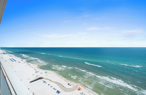 West Panama City Beach Condo | Splash Beach Resort by Book That Condo