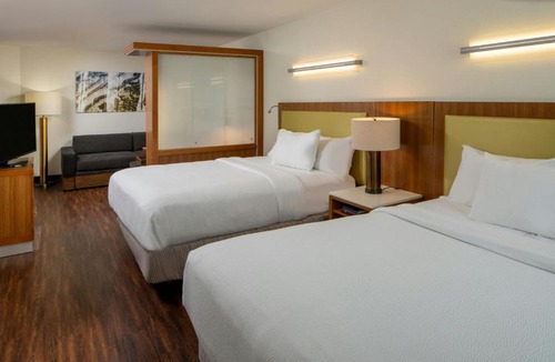 Lake Charles Hotel | SpringHill Suites by Marriott Lake Charles