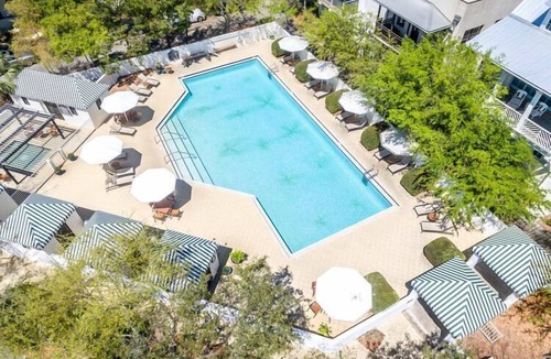 Rosemary Beach Condo | Square living, coastal style at On The Square/Luxe Condo Overlooks Rosemary Town Square/4 Bikes