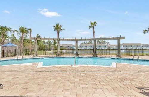 Thomas Drive House | Starfish in the Sand