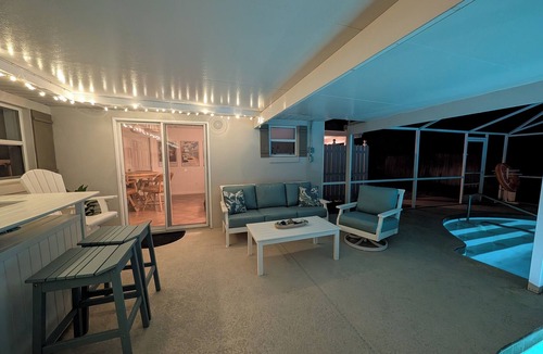 Port Orange House | Starfish Shores, the perfect location between Daytona Beach and New Smyrna