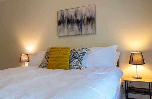 Starkville Apartment | Starkville Luxe Getaway + Near MSU and Stadium