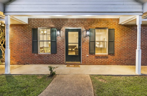 Starkville House | Starkville Storey, Fine Country Living, Quiet