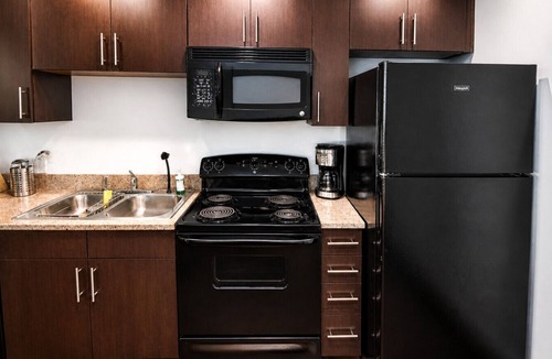 Five Points South Apartment | Steel City King Studio Escape 2A