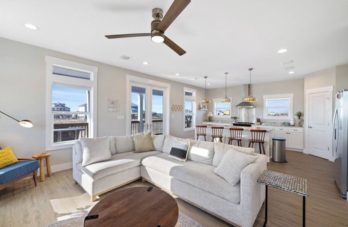 Southpointe House | Steele Away by Liquid Life