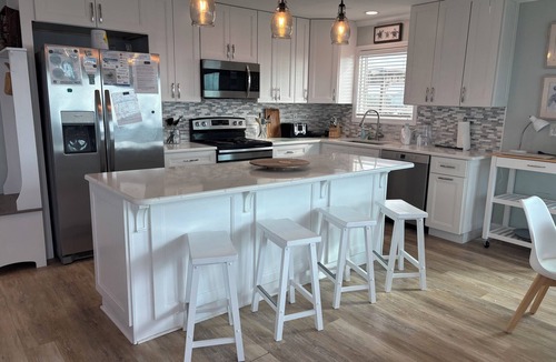 Southpointe House | STEP RIGHT ONTO THE SAND 180 degree VIEWS Uncrowded beach!