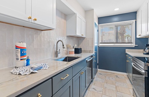 Destin House | Steps 2 Priv Bch~Pools~Renovated~PetFriendly~SouthBay by the Gulf 122 Salty Paws