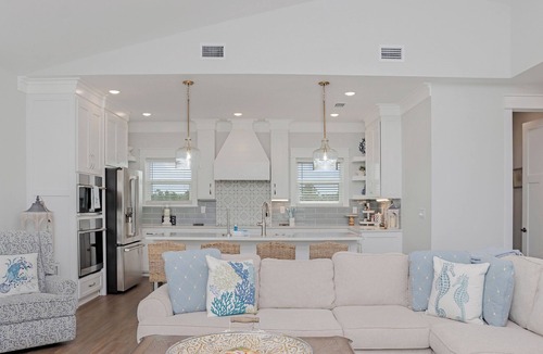 Port St. Joe House | ☀️ Steps from the Beach - Gorgeous Gulf Views - Port St Paradise ☀️
