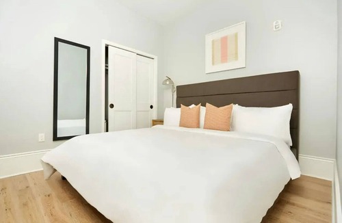 French Quarter Hotel | Steps to Bourbon Street | Hearing-Accessible 3BDR