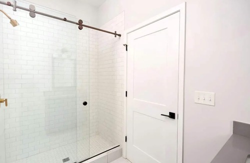 French Quarter Hotel | Steps to Bourbon Street | Hearing-Accessible 3BDR