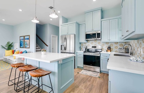Acapulco Village House | Steps to Coast! Beach Home w/2 Decks in Galveston