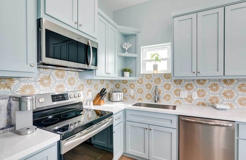 Acapulco Village House | Steps to Coast! Beach Home w/2 Decks in Galveston