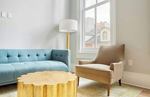 French Quarter Hotel | Steps to the French Quarter & Bourbon St | Hearing-Accessible | The Harlequin
