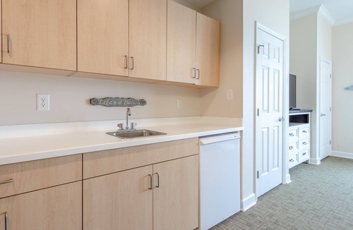 Thomas Drive Condo | Sterling Beach 4BR 4BA 3rd floor end unit condo!