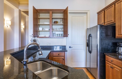 Dadeville Condo | Stoneview Sunset- Amazing Waterfront Views!