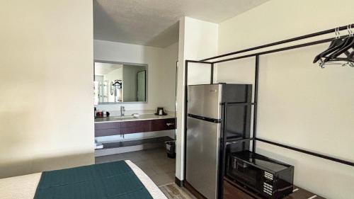 Pearl Hotel | Studio 6 Suites - Richland, MS - Jackson