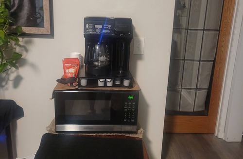 Milton Apartment | Studio Flat minutes from Emerald Coasts BeachesnnnDeep Discount on Second Month
